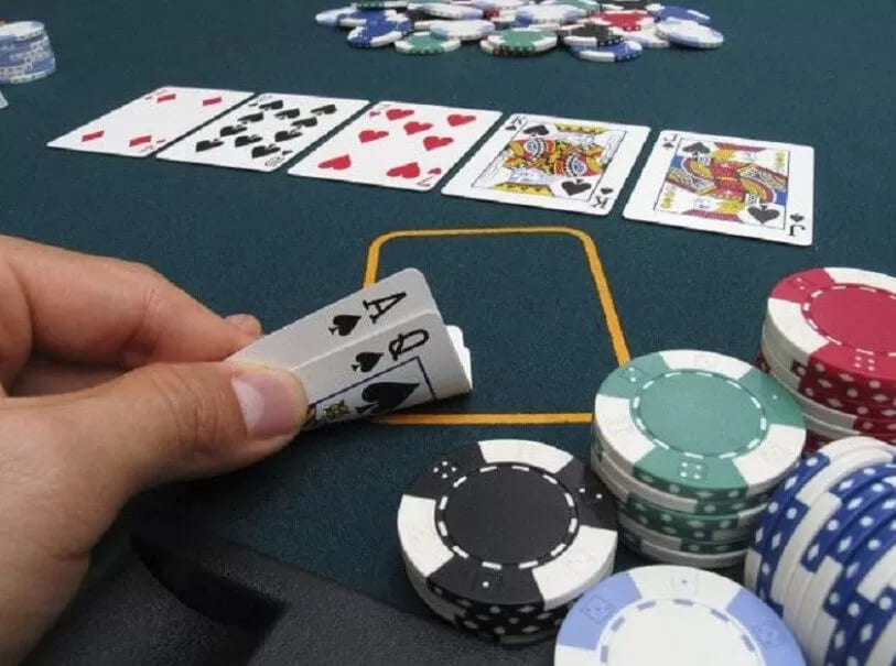 Các loại bộ bài trong Xì Tố Kubet