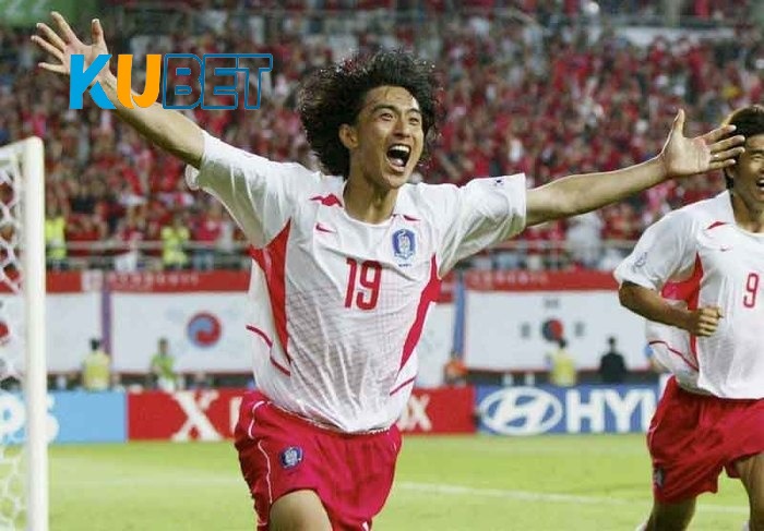 Bàn thắng vàng trong trận Ý và Hàn Quốc cũng là ấn tượng mạnh mẽ với người hâm mộ bóng đá