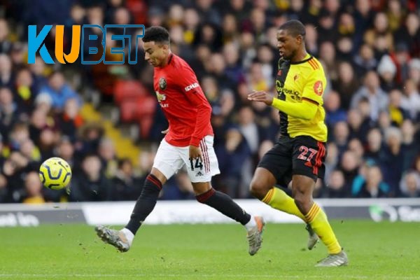 Dùng mũi bàn chân để lốp bóng sẽ đạt hiệu quả tốt nhất